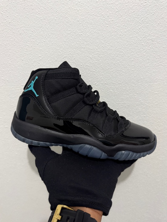 Jordan Shoes - Jordan Retro 11 Gamma Blue Women’s High-Top Sneakers in Black with Teal Jumpman